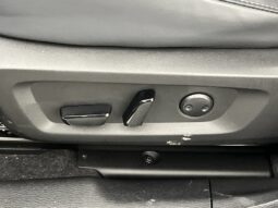 
										Mitsubishi Outlander full									