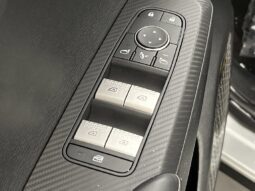 
										Mitsubishi Outlander full									