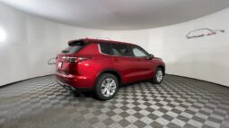 
										Mitsubishi Outlander full									