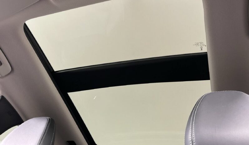 
								Mitsubishi Outlander full									