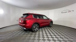 
										Mitsubishi Outlander full									