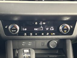 
										Mitsubishi Outlander full									