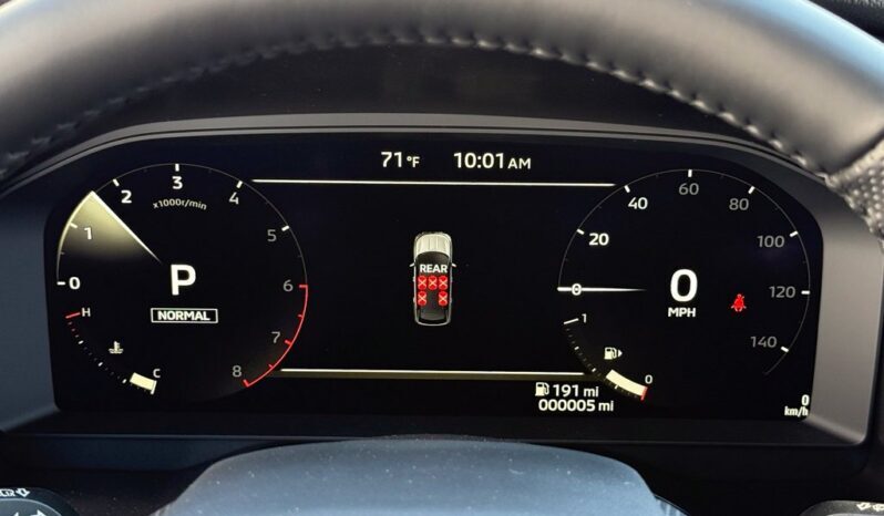 
								Mitsubishi Outlander full									