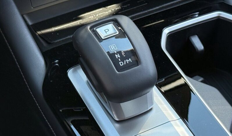 
								Mitsubishi Outlander full									
