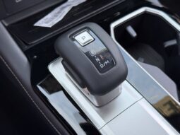 
										Mitsubishi Outlander full									