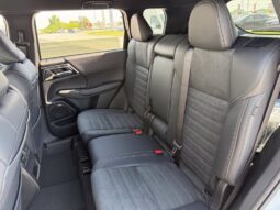 
										Mitsubishi Outlander full									