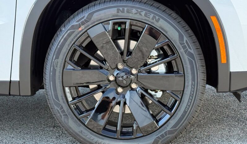 
								Mitsubishi Outlander full									