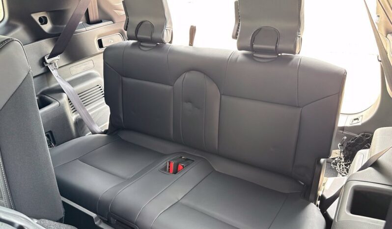 
								Mitsubishi Outlander full									