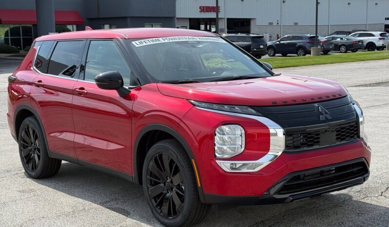 
								Mitsubishi Outlander full									