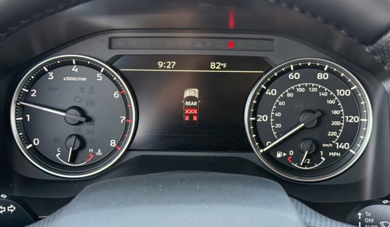
								Mitsubishi Outlander full									