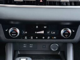 
										Mitsubishi Outlander full									
