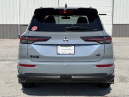 
										Mitsubishi Outlander full									