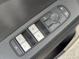 
										Mitsubishi Outlander full									