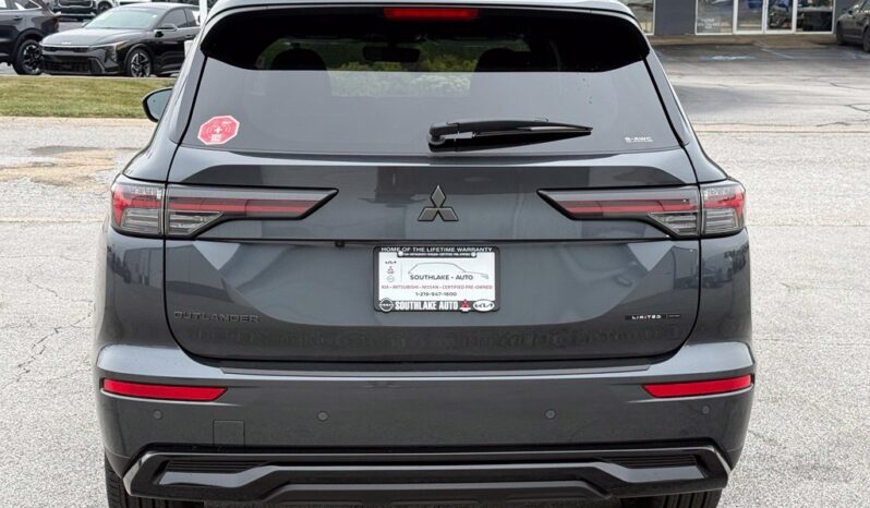 
								Mitsubishi Outlander full									