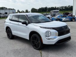 
										Mitsubishi Outlander full									