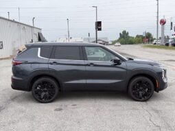 
										Mitsubishi Outlander full									