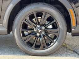 
										Mitsubishi Eclipse Cross full									