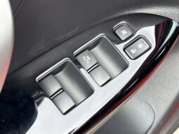 
										Mitsubishi Eclipse Cross full									