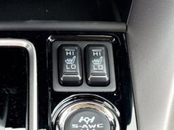 
										Mitsubishi Eclipse Cross full									