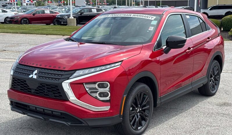 
								Mitsubishi Eclipse Cross full									
