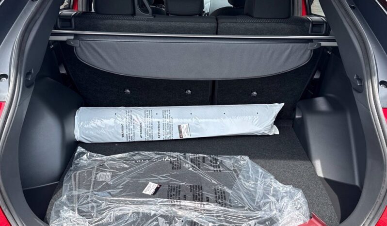 
								Mitsubishi Eclipse Cross full									