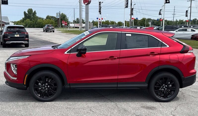 
								Mitsubishi Eclipse Cross full									