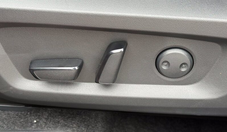 
								Mitsubishi Outlander full									