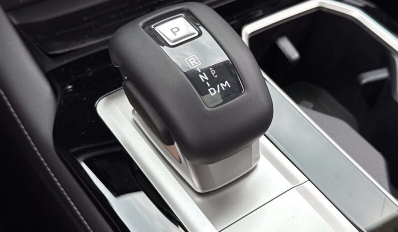 
								Mitsubishi Outlander full									