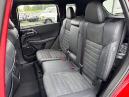 
										Mitsubishi Outlander full									
