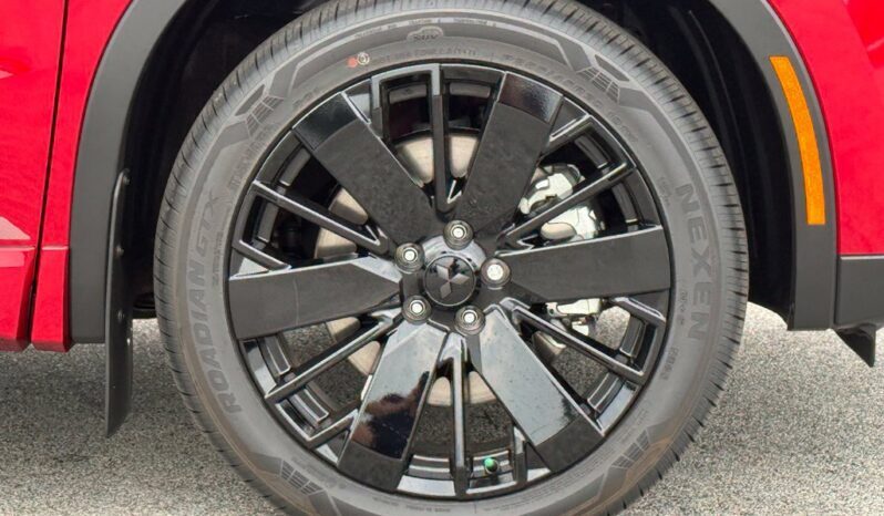 
								Mitsubishi Outlander full									