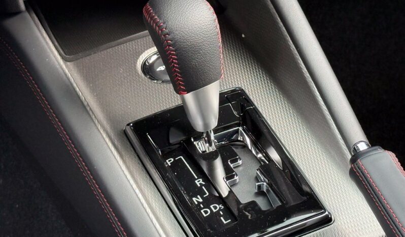 
								Mitsubishi Outlander Sport full									