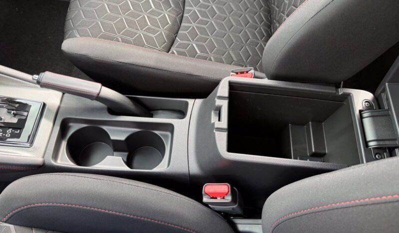 
								Mitsubishi Outlander Sport full									