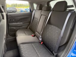 
										Mitsubishi Outlander Sport full									