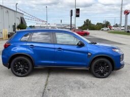 
										Mitsubishi Outlander Sport full									