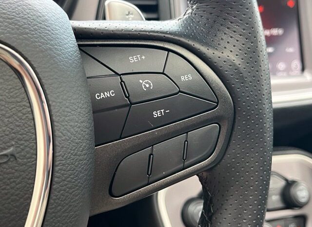 
								Dodge Challenger full									