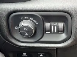 
										Ram 1500 full									