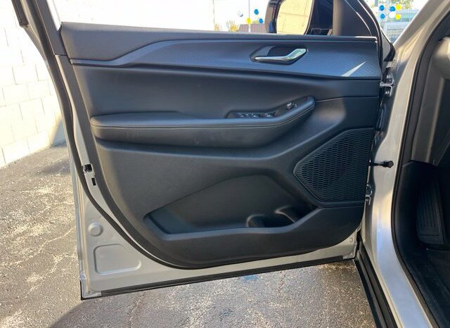 
								Jeep Grand Cherokee L full									