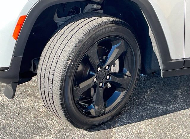 
								Jeep Grand Cherokee L full									