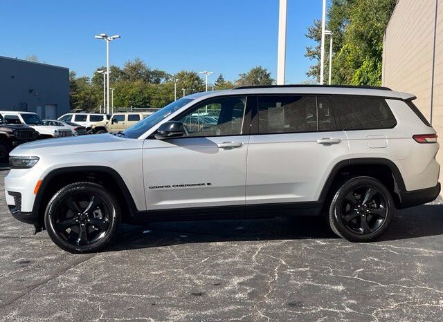 
								Jeep Grand Cherokee L full									