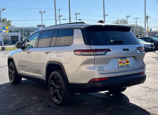 
								Jeep Grand Cherokee L full									