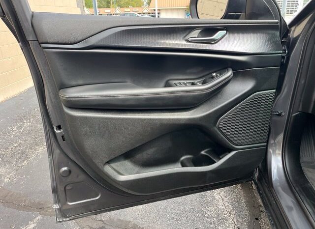 
								Jeep Grand Cherokee L full									
