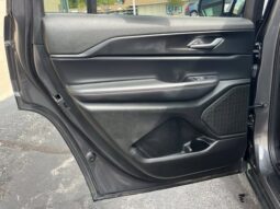 
										Jeep Grand Cherokee L full									