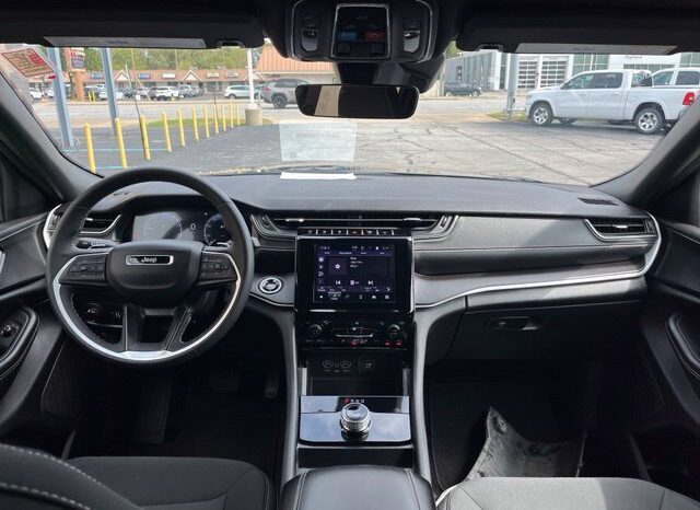 
								Jeep Grand Cherokee L full									