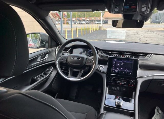 
								Jeep Grand Cherokee L full									