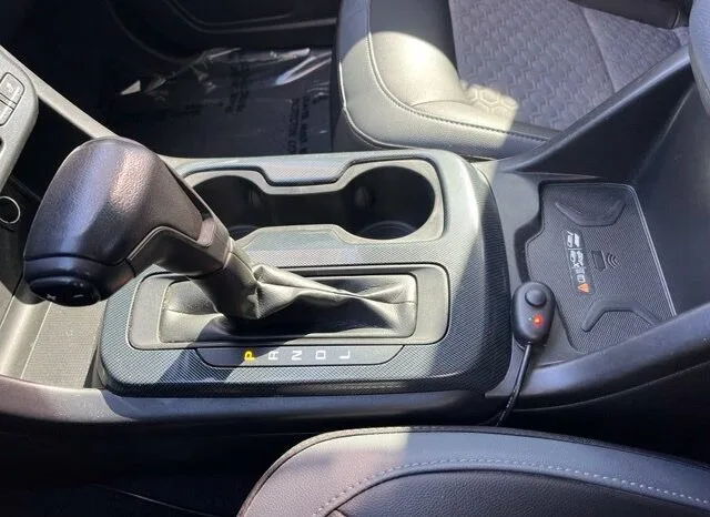
								Chevrolet Colorado full									