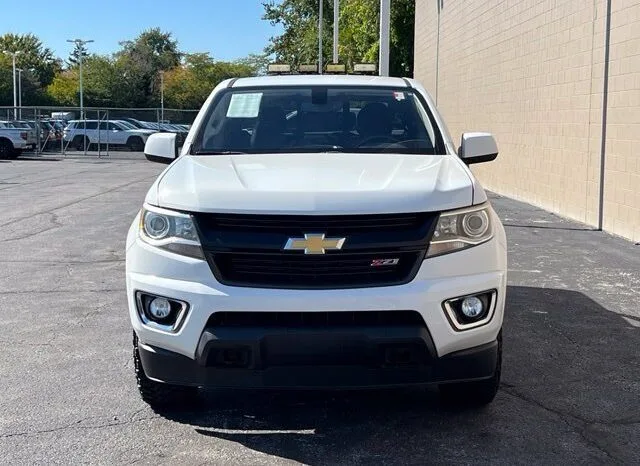 
								Chevrolet Colorado full									