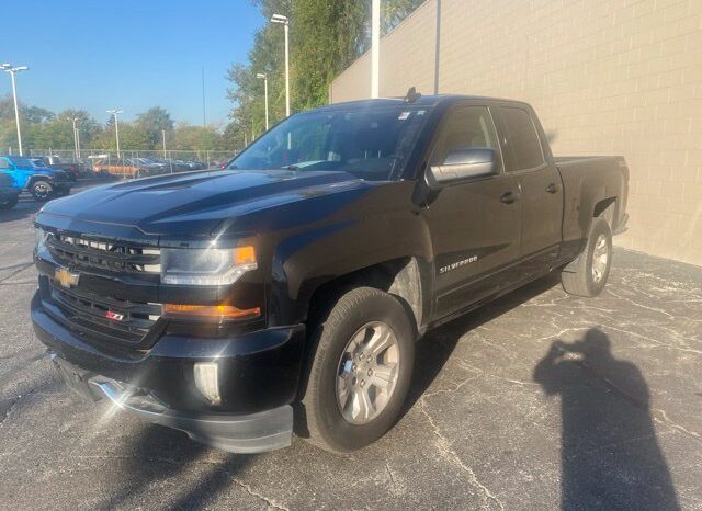 
								Chevrolet Silverado 1500 full									