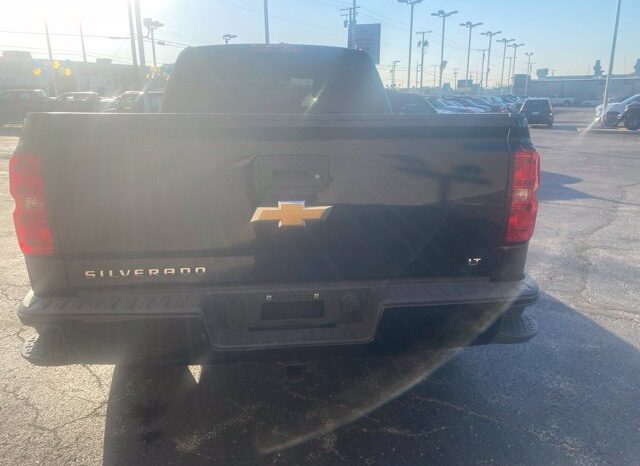 
								Chevrolet Silverado 1500 full									