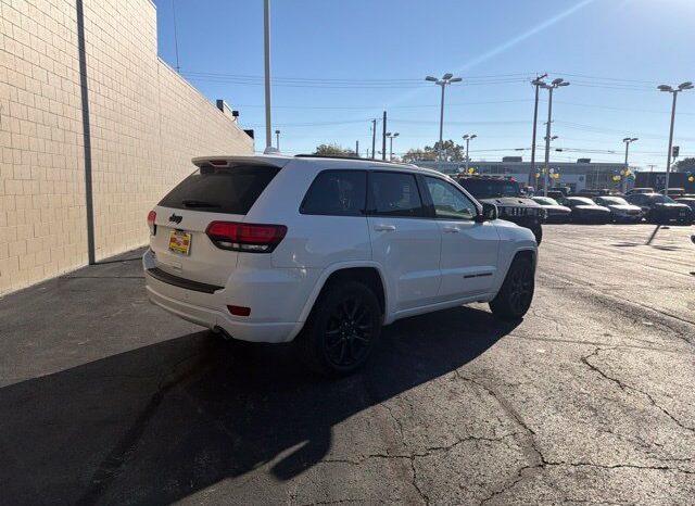 
								Jeep Grand Cherokee full									