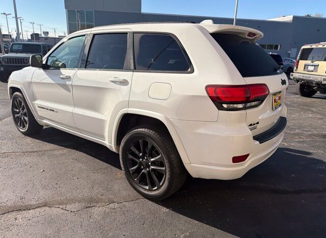 
								Jeep Grand Cherokee full									
